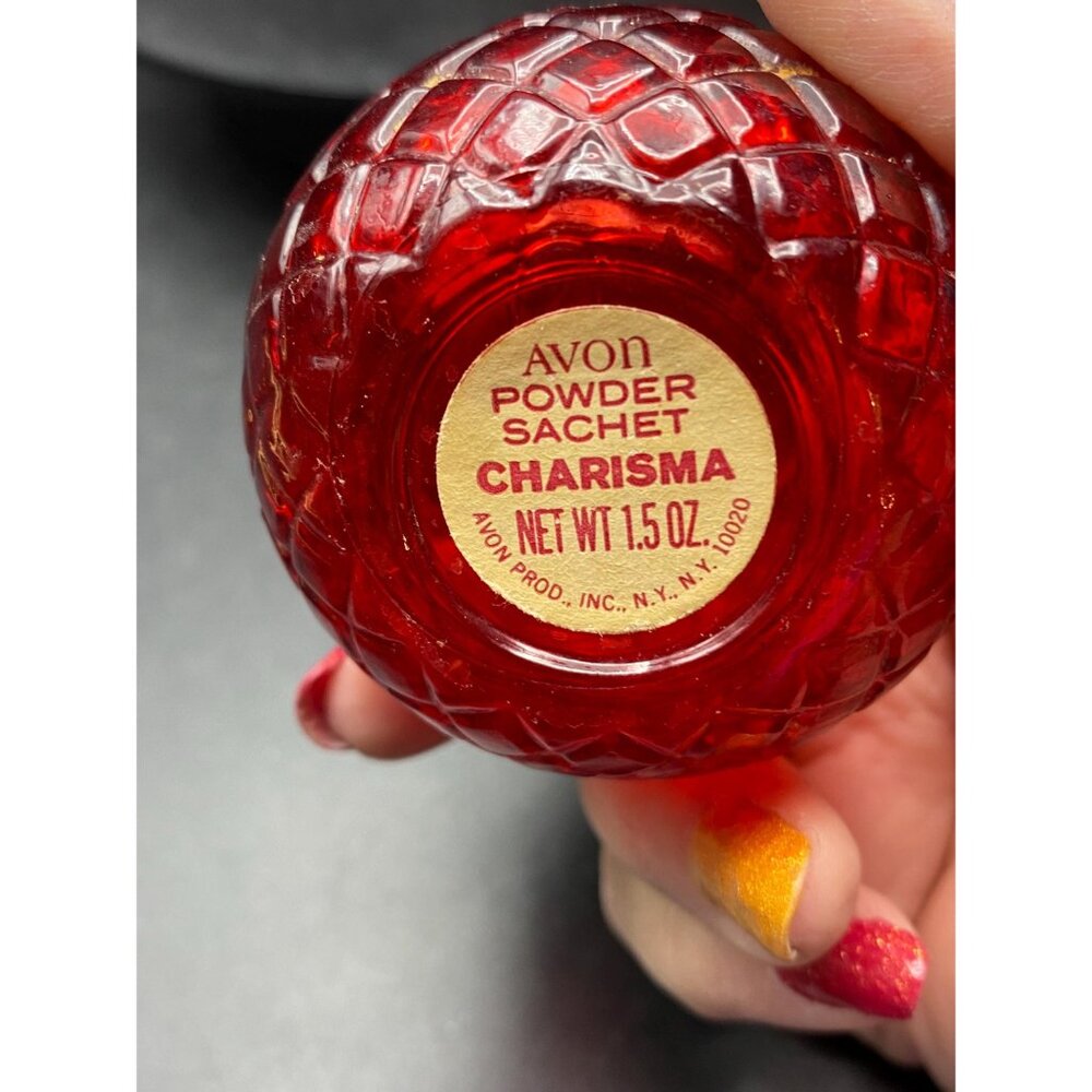 Avon Red Sachet Shaker - Picture 2 of 3